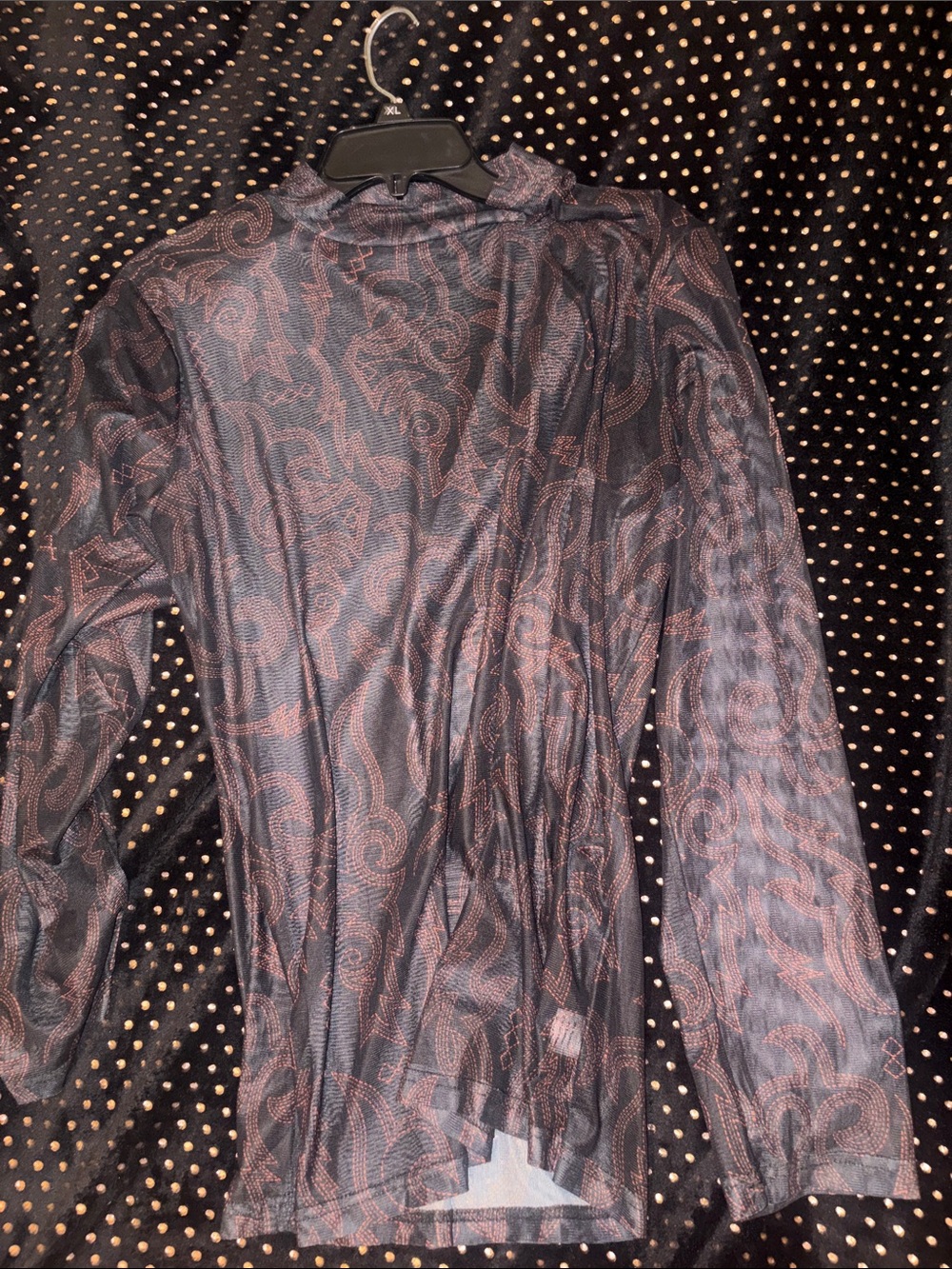 Women's Long-Sleeve Paisley Mesh Tee - Black with Mauve Pattern